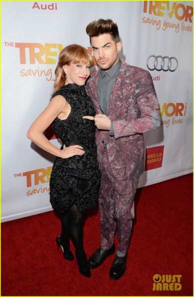 adam-lambert-trevorlive-la-2013-06.jpg