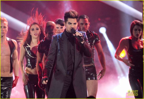 adam-lambert-vh1-divas-performances-watch-now-17.jpg