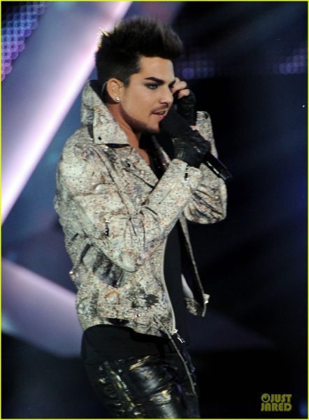 adam-lambert-vh1-divas-performances-watch-now-20.jpg