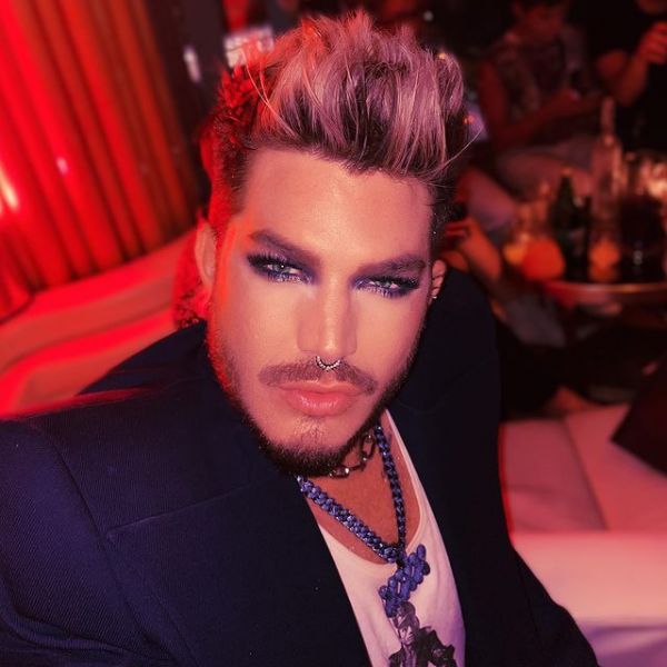 Créditos: Adam Lambert
