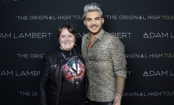 Créditos: Adam Lambert Fans
