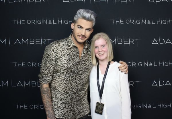 Créditos: Adam Lambert Fans
