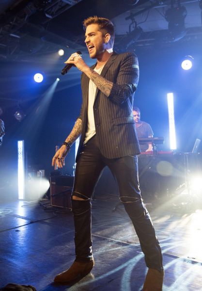 Créditos: @adamlambert_pic
