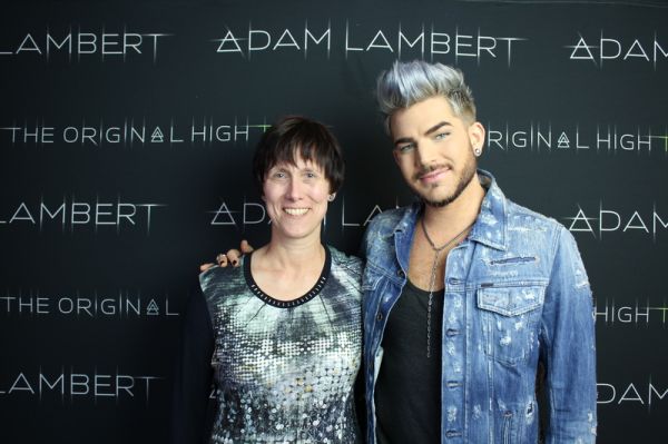 Créditos: Adam Lambert Fans
