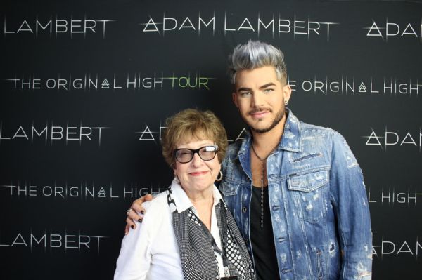 Créditos: Adam Lambert Fans
