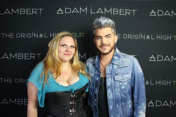 Créditos: Adam Lambert Fans
