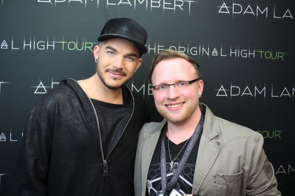 Créditos: Adam Lambert Fans
