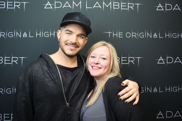 Créditos: Adam Lambert Fans
