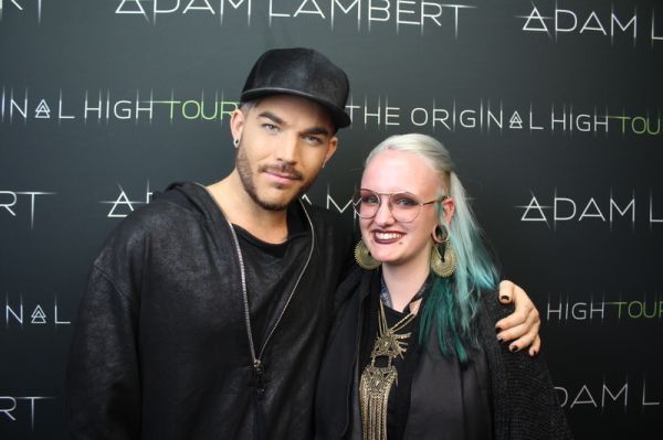 Créditos: Adam Lambert Fans
