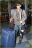 adam-lambert-catches-flight-01.jpg