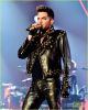 adam-lambert-grabs-a-health-lunch-before-queen-concert-09.jpg