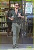 adam-lambert-grabs-a-health-lunch-before-queen-concert-15.jpg