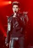 adam-lambert-queen-lambert-performing-live-07.jpg