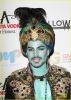 adam-lambert-sultan-at-halloweenie-holiday-concert-11.jpg