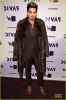 adam-lambert-vh1-divas-host-15.jpg