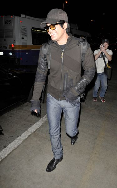 adam-lambert-11289-3.jpg