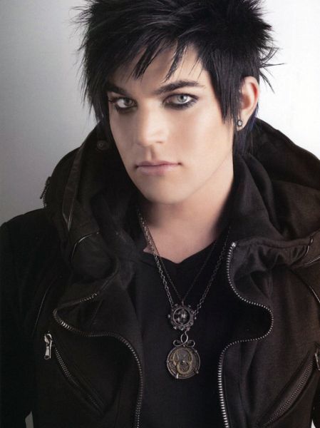 01/11
Créditos: Adam Lambert TV
