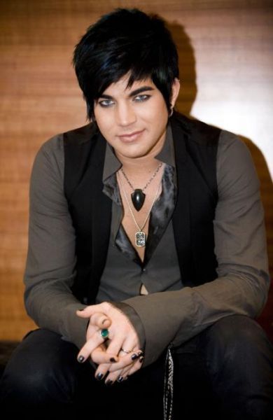 28/11
Fonte: Adam Lambert TV
